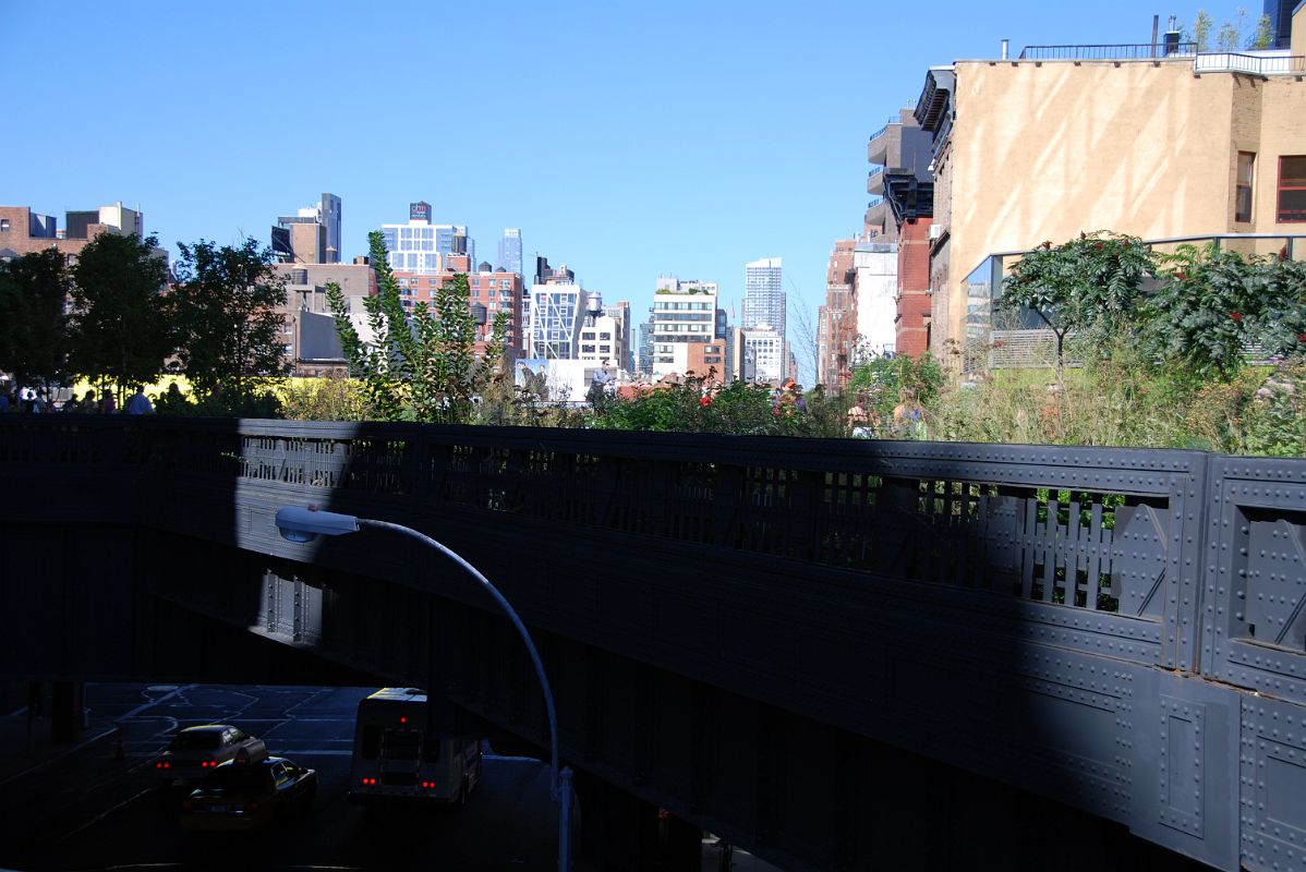 15 New York High Line Near The 10th Avenue Square Between W 16 St and W 17 St